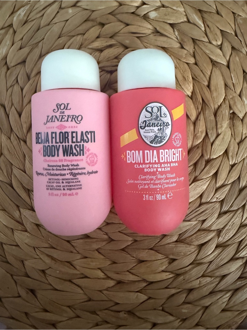 Sol de Janeiro Pink & Coral Body Wash Duo - Beija Flor Elasti & Bom Dia Bright